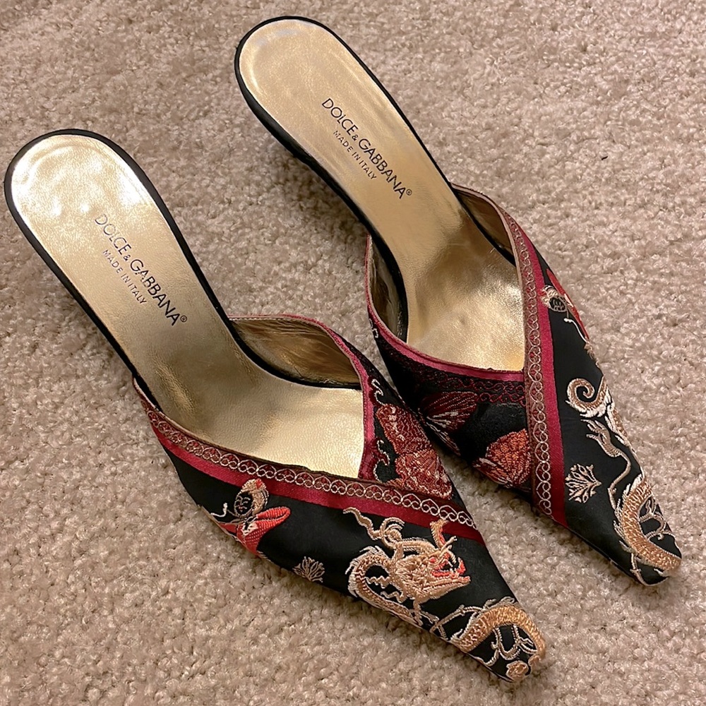VINTAGE DOLCE & GABBANA Chinese Dragon Butterfly brocade black mules